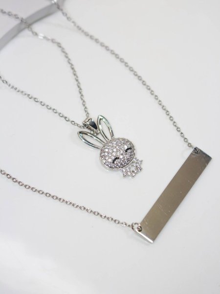 سنسال طبقتين مع نقش الاسم