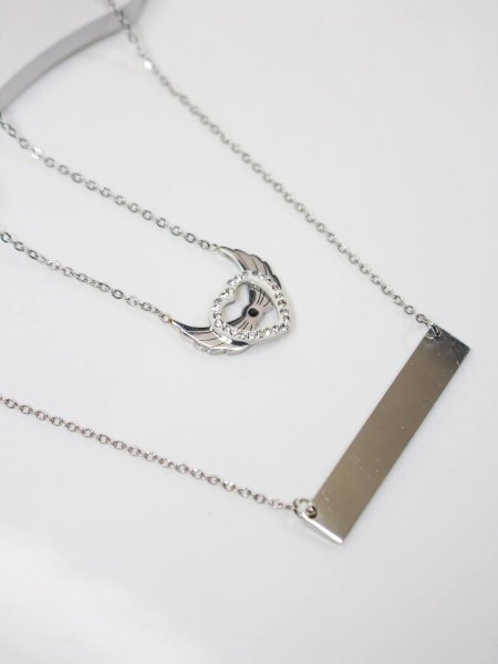 سنسال طبقتين مع نقش الاسم