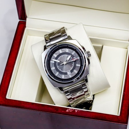 ساعات مميزة بتصاميم أنيقة وجودة عالية