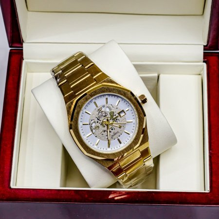 ساعات مميزة بتصاميم أنيقة وجودة عالية