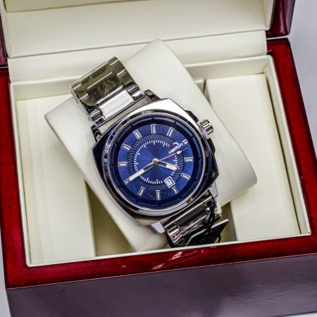 ساعات مميزة بتصاميم أنيقة وجودة عالية