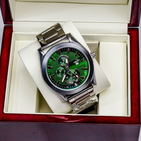 ساعات مميزة بتصاميم أنيقة وجودة عالية