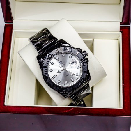 ساعات مميزة بتصاميم أنيقة وجودة عالية