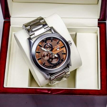 ساعات مميزة بتصاميم أنيقة وجودة عالية