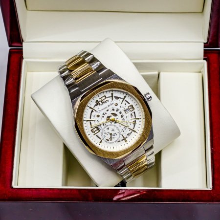 ساعات مميزة بتصاميم أنيقة وجودة عالية