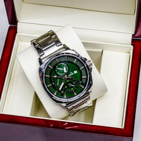 ساعات مميزة بتصاميم أنيقة وجودة عالية