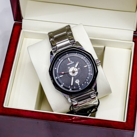 ساعات مميزة بتصاميم أنيقة وجودة عالية