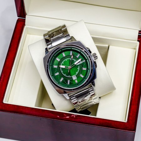 ساعات مميزة بتصاميم أنيقة وجودة عالية