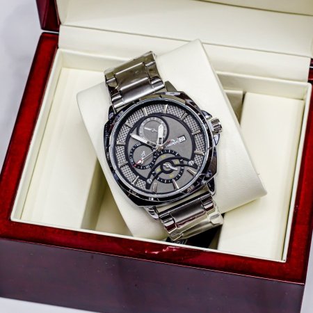 ساعات مميزة بتصاميم أنيقة وجودة عالية