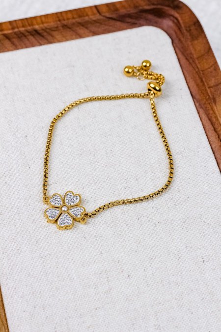 أساور ناعمة وجذابة