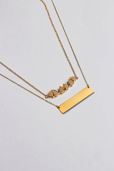 سنسال طبقتين مع نقش الاسم