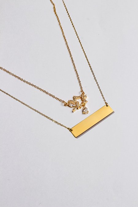 سنسال طبقتين مع نقش الاسم