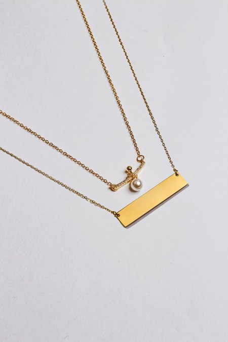 سنسال طبقتين مع نقش الاسم