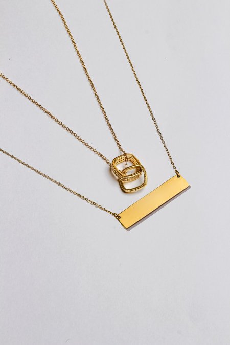 سنسال طبقتين مع نقش الاسم