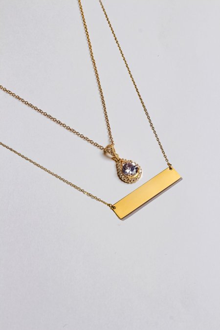 سنسال طبقتين مع نقش الاسم