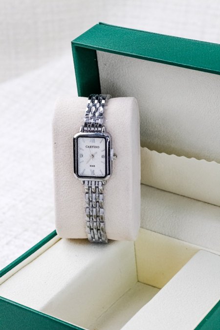 ساعات ناعمة ومميزة