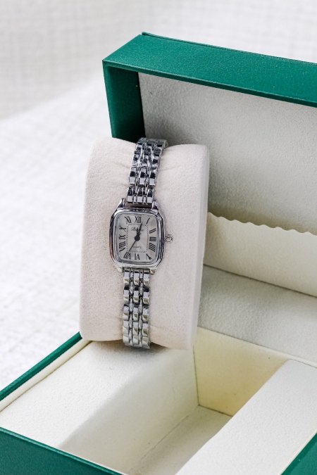 ساعات ناعمة ومميزة