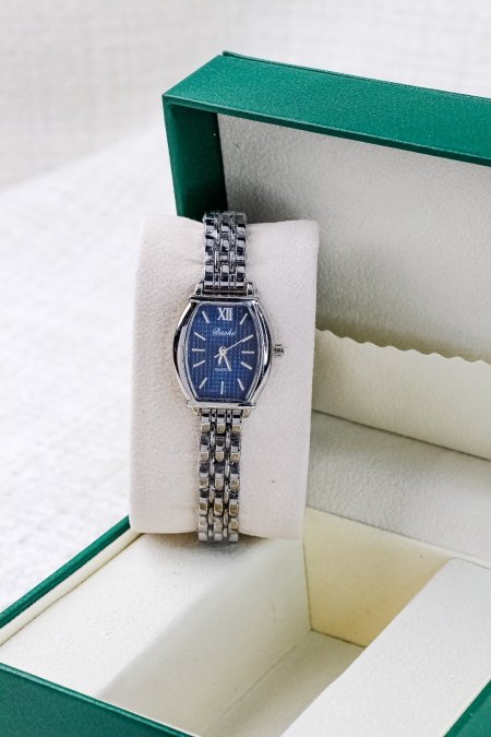 ساعات ناعمة ومميزة