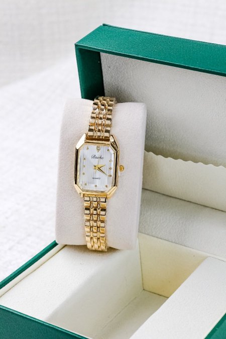 ساعات ناعمة ومميزة