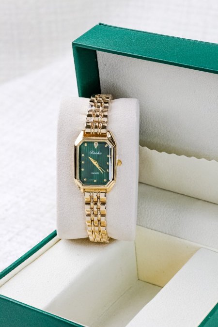 ساعات ناعمة ومميزة