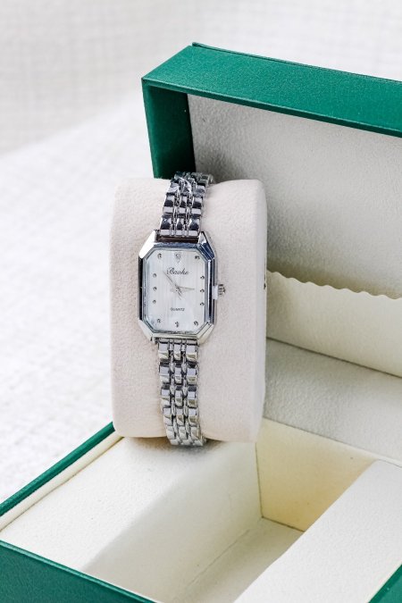 ساعات ناعمة ومميزة