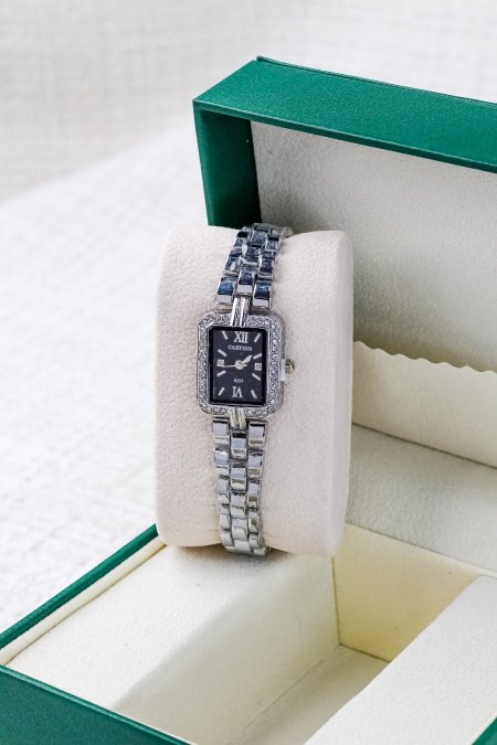 ساعات ناعمة ومميزة