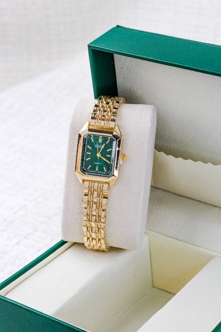 ساعات ناعمة ومميزة