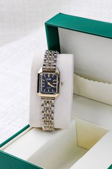 ساعات ناعمة ومميزة