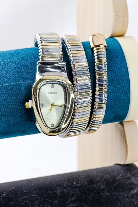 ساعات snake المميزة