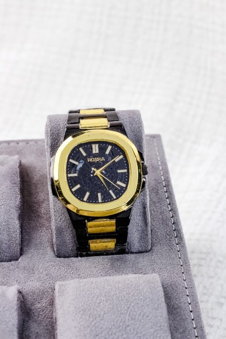 ساعات انيقة