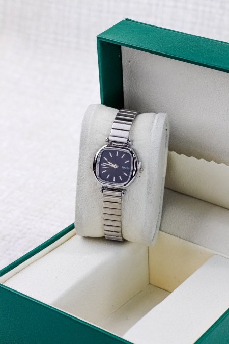 ساعات ناعمة ومميزة