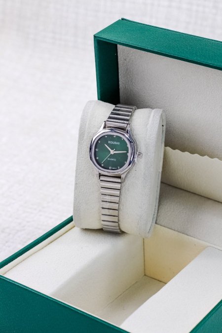 ساعات ناعمة ومميزة