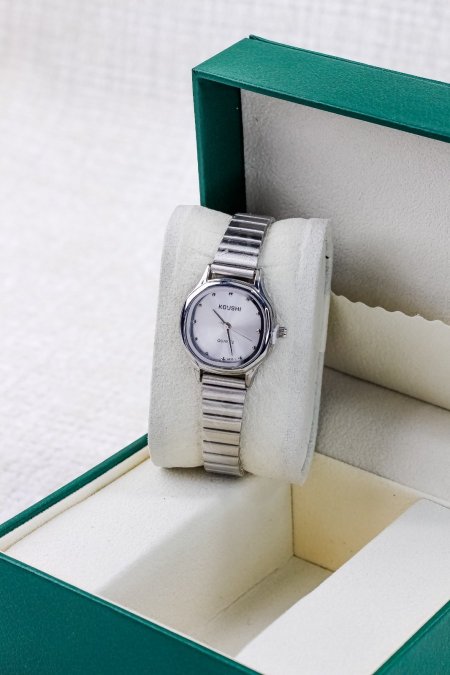 ساعات ناعمة ومميزة