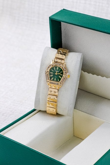 ساعات ناعمة ومميزة