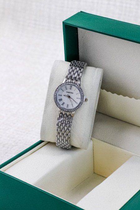 ساعات ناعمة ومميزة