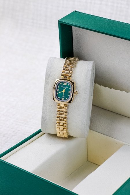 ساعات ناعمة ومميزة