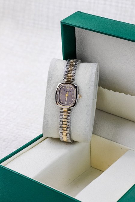 ساعات ناعمة ومميزة