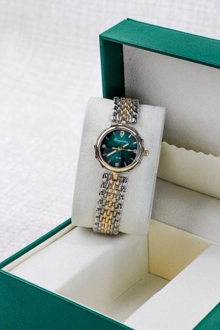 ساعات ناعمة ومميزة