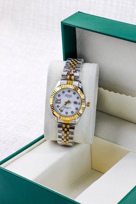 ساعات ناعمة ومميزة