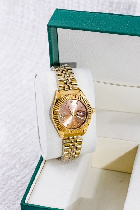 ساعات ناعمة ومميزة