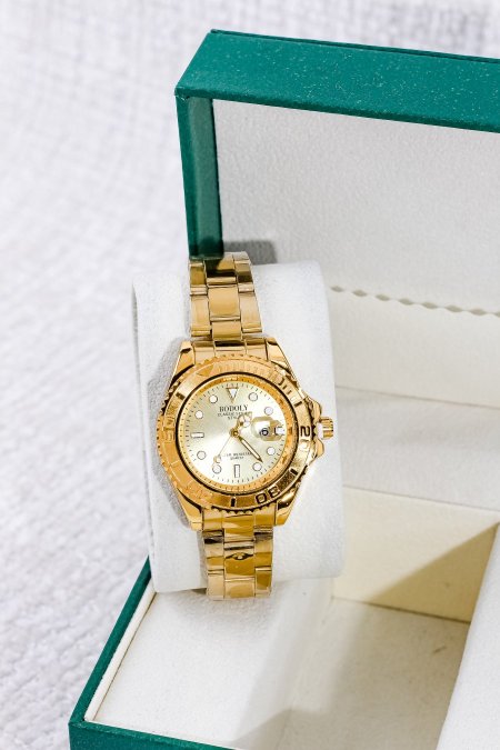 ساعات ناعمة ومميزة