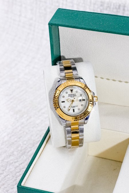 ساعات ناعمة ومميزة