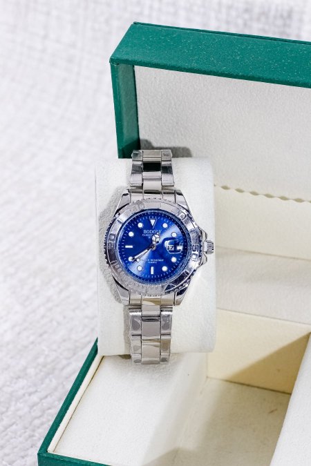 ساعات ناعمة ومميزة