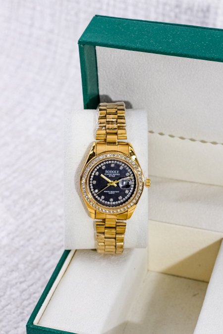 ساعات ناعمة ومميزة